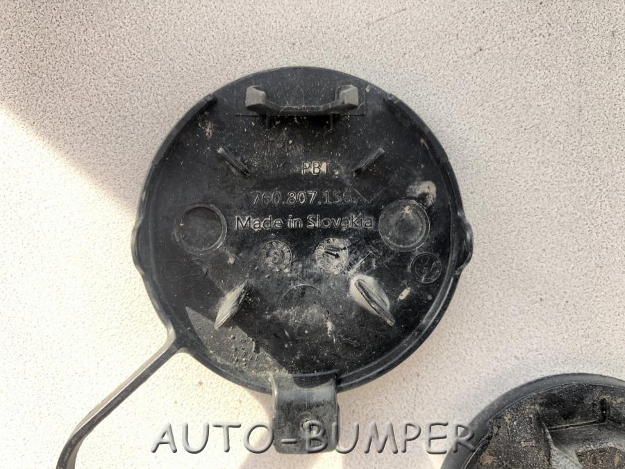 Volkswagen Touareg 3 (18-н. в) Заглушка переднего бампера правая 760807156