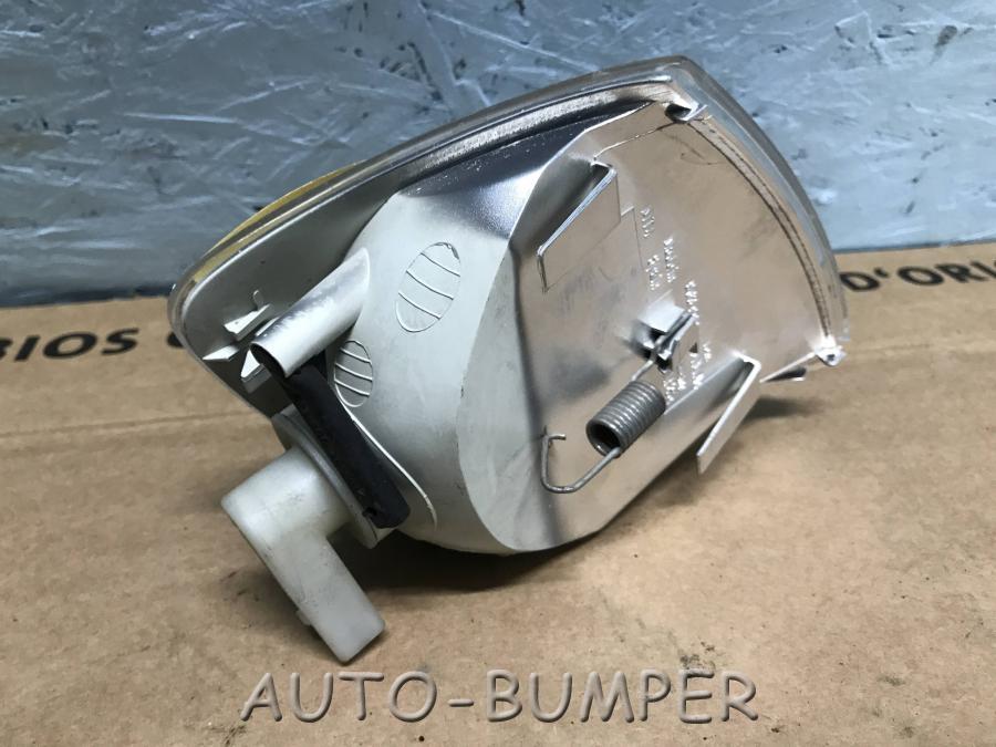 VW Polo 1999-2001 Фонарь указателя поворота левый 6N0953041N 6N0953049L