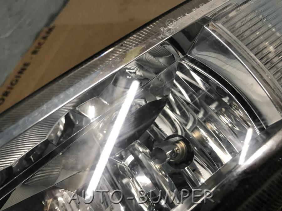 VW Tiguan 2016- Фара противотуманная левая 5NA941699A