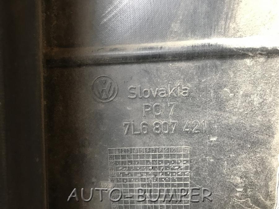 VW Touareg 2002- Задний бампер  7L6807421