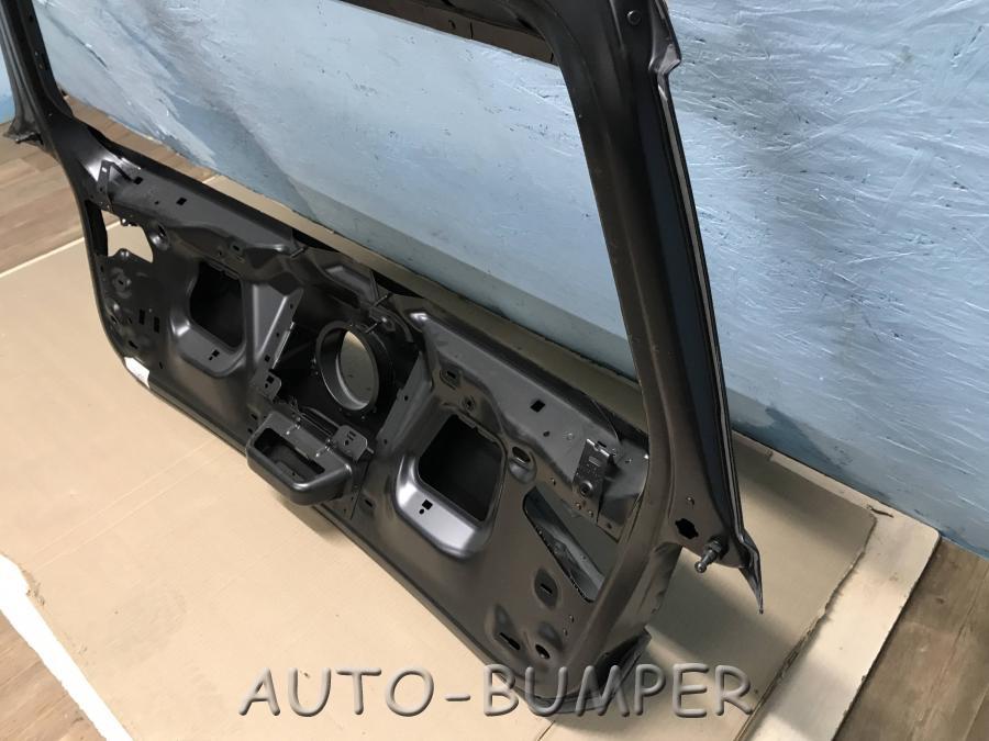 VW Golf VII 2012- Крышка багажника 5G6827025 5G6827025AA