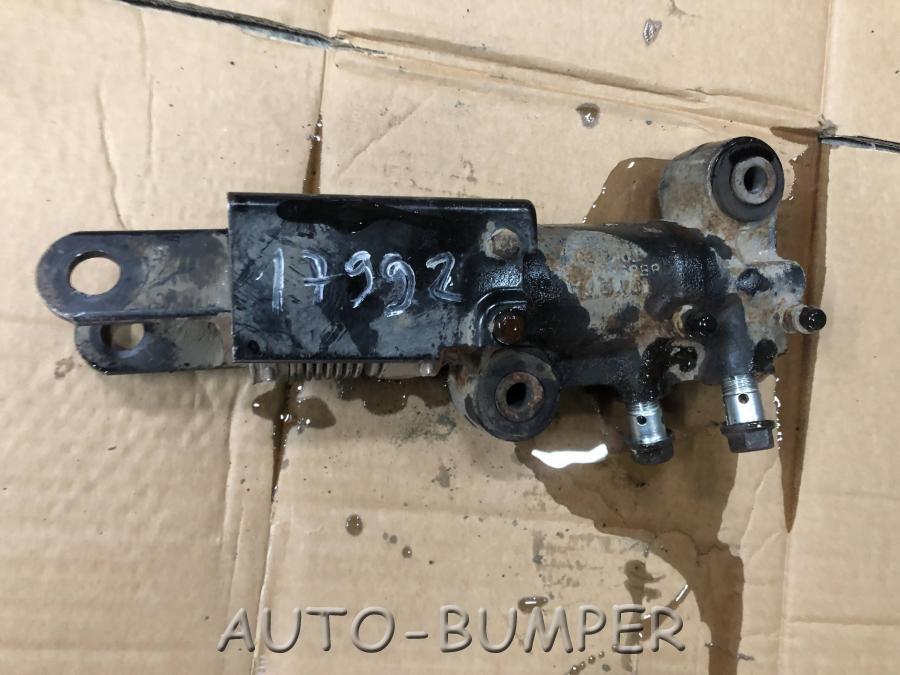 Toyota Land Cruiser 200 2007- Цилиндр регулировки заднего стабилизатора 4888560020, 48885-60020
