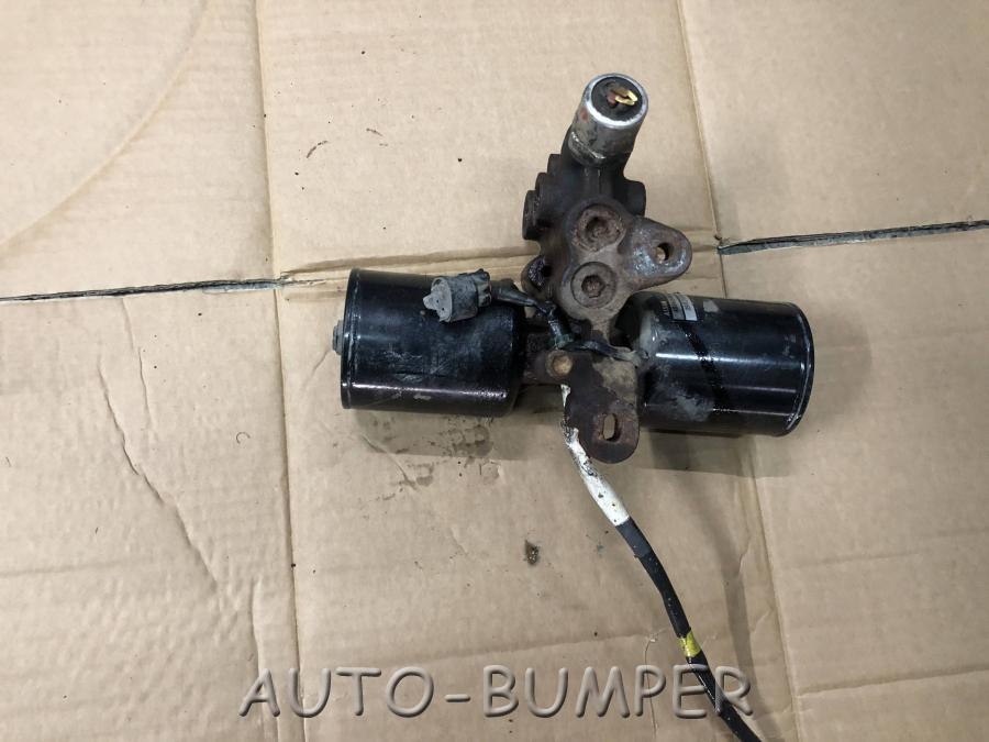 Toyota Land Cruiser (200) 2008- Насос гидравлический активной подвески 4886060020, 48860-60020