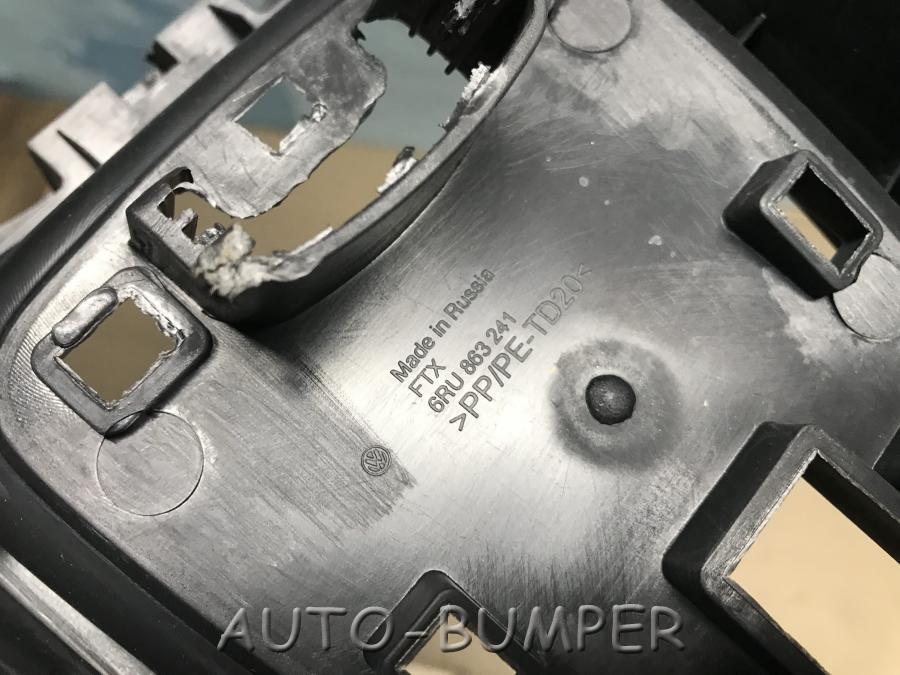Центральная консоль 6RU863241 6RU863241E82V