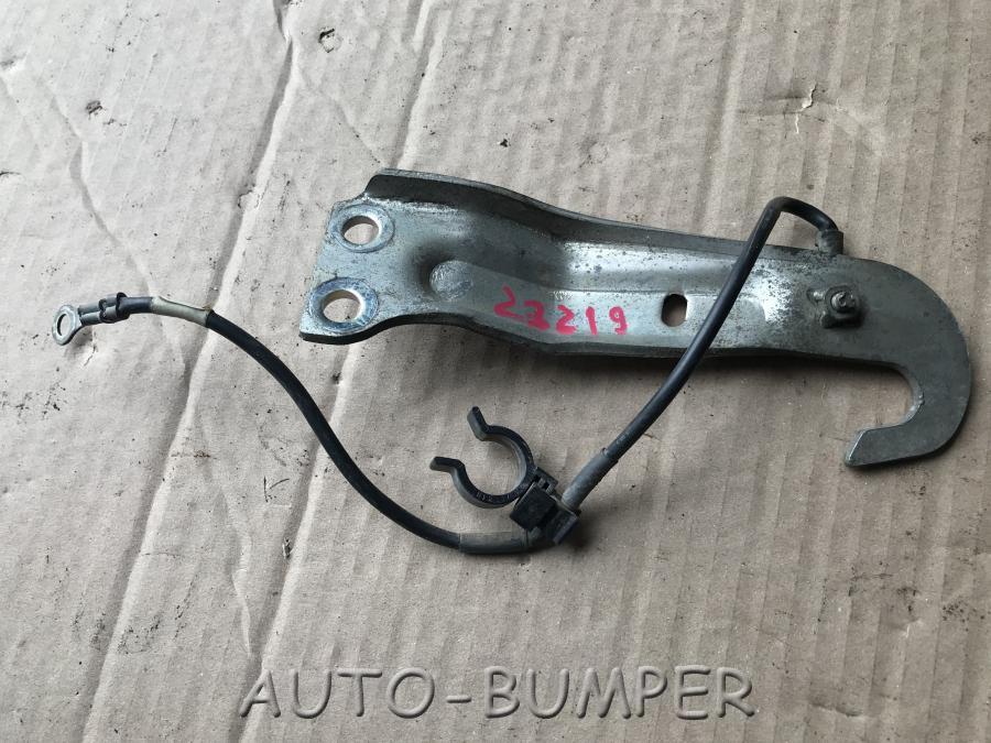 Кронштейн двигателя Toyota 2UZ-FE 12281-50050 1228150050