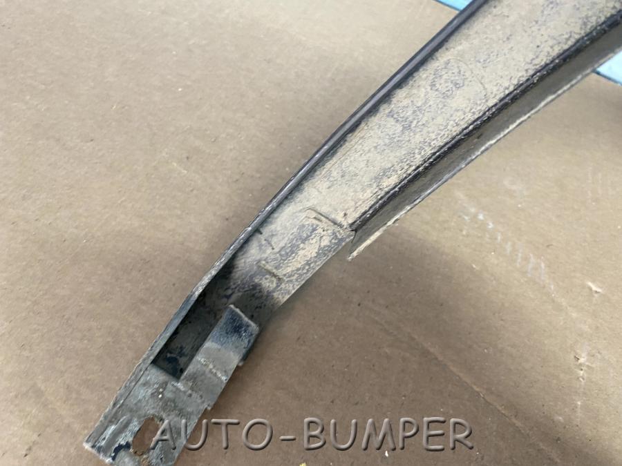 VW Tiguan 2007- Накладка крыла задняя правая  5N0854820B