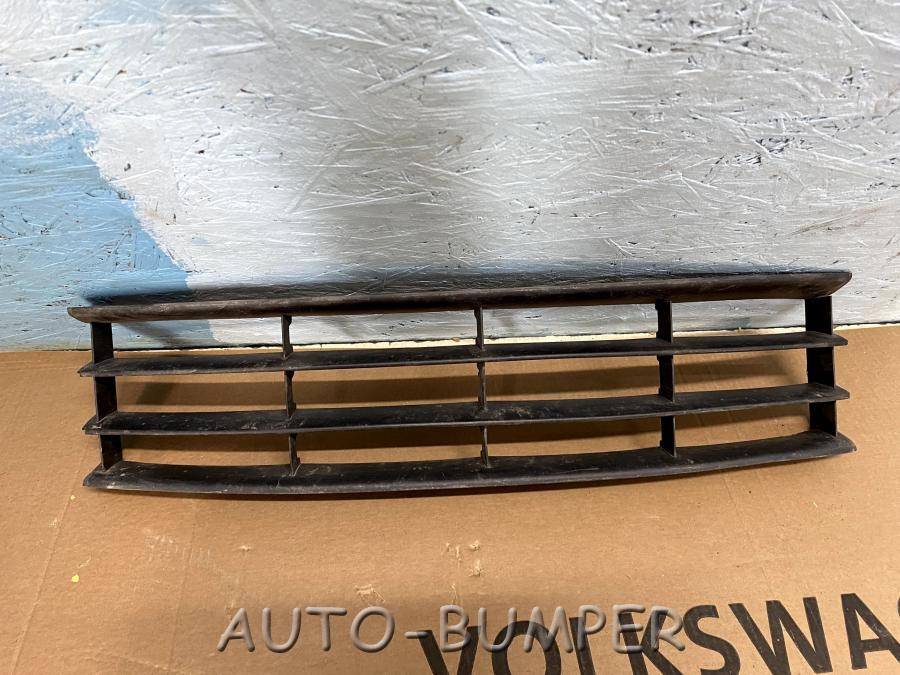 Skoda Octavia A5 Решётка переднего бампера 1ZU853677 1Z0853677C