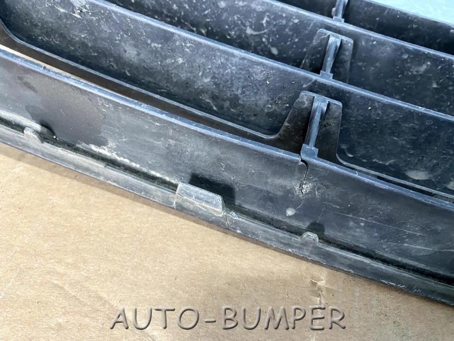 Skoda Octavia A5 Решётка переднего бампера 1ZU853677 1Z0853677C