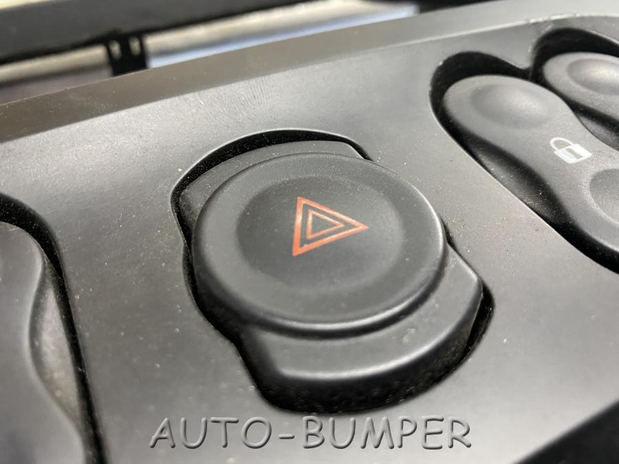 Nissan Almera G15 2013- Кнопка включения аварийной сигнализации  52904AA0A