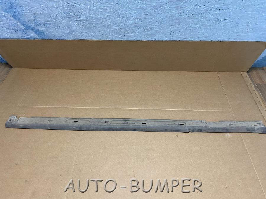 Ford Focus 2 2005-2011 Накладка порога правого 5M5110154AB, 1380593
