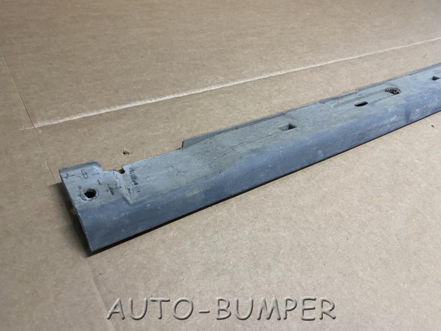 Ford Focus 2 2005-2011 Накладка порога правого 5M5110154AB, 1380593
