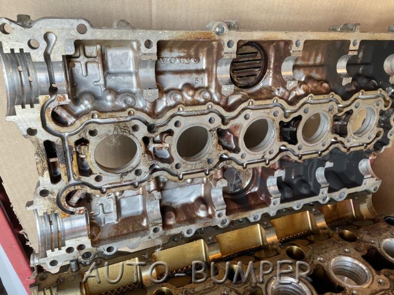 Volvo Головка блока цилиндров B5254T2 8251673 36050993