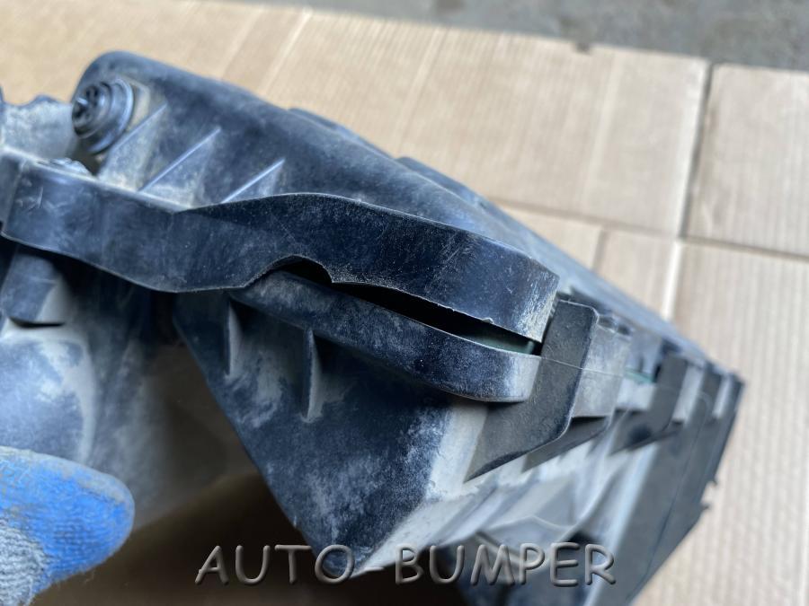 VW Polo Sedan 2011- Корпус воздушного фильтра  036129611CM
