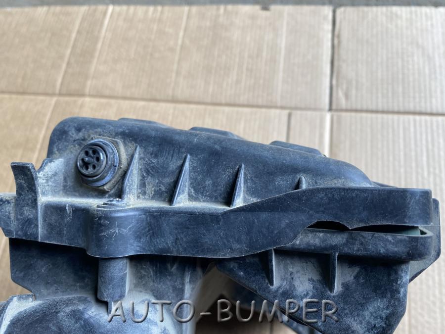 VW Polo Sedan 2011- Корпус воздушного фильтра  036129611CM