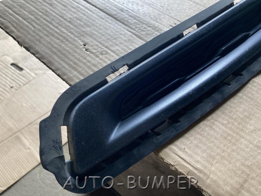 Chevrolet Cobalt Решетка радиатора верхняя  52027904