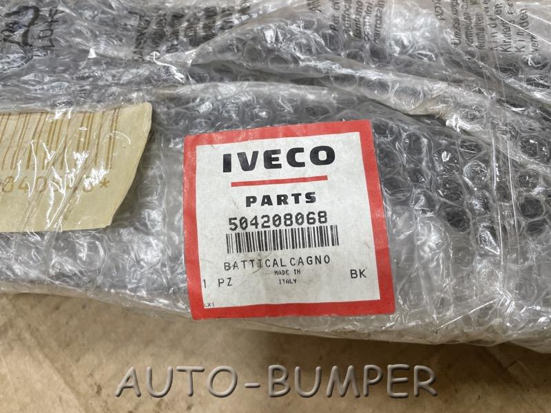 Iveco Stralis 2002- Накладка левого порога кабины  504208068