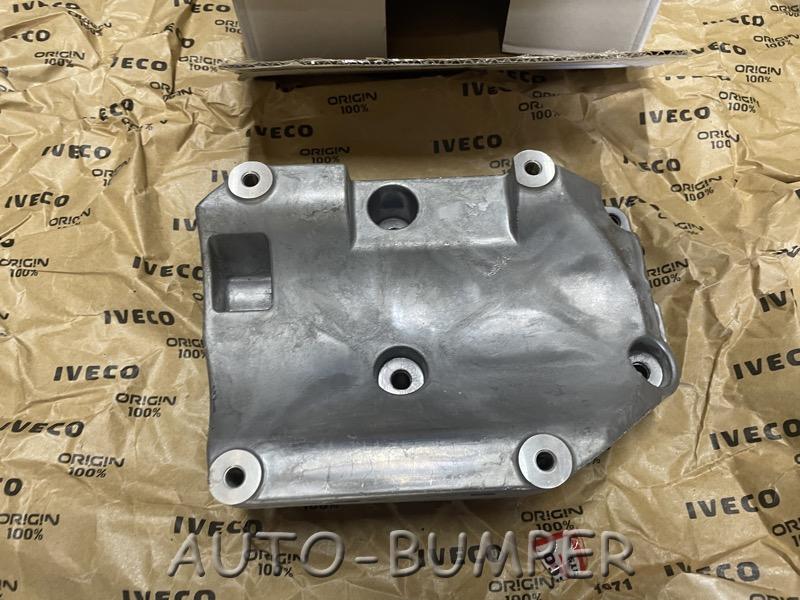 Iveco Daily Кронштейн кондиционера 504014392 504014394