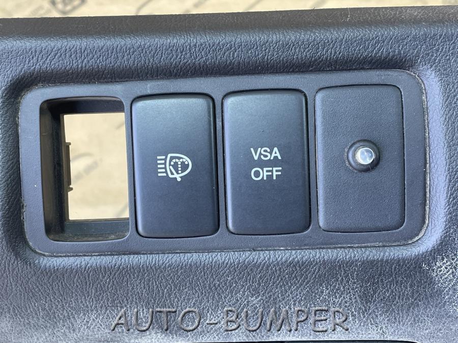 Honda Accord 8 2008- Накладка торпеды нижняя левая (М) 77301TL0E01ZB 77302TL0E01ZB