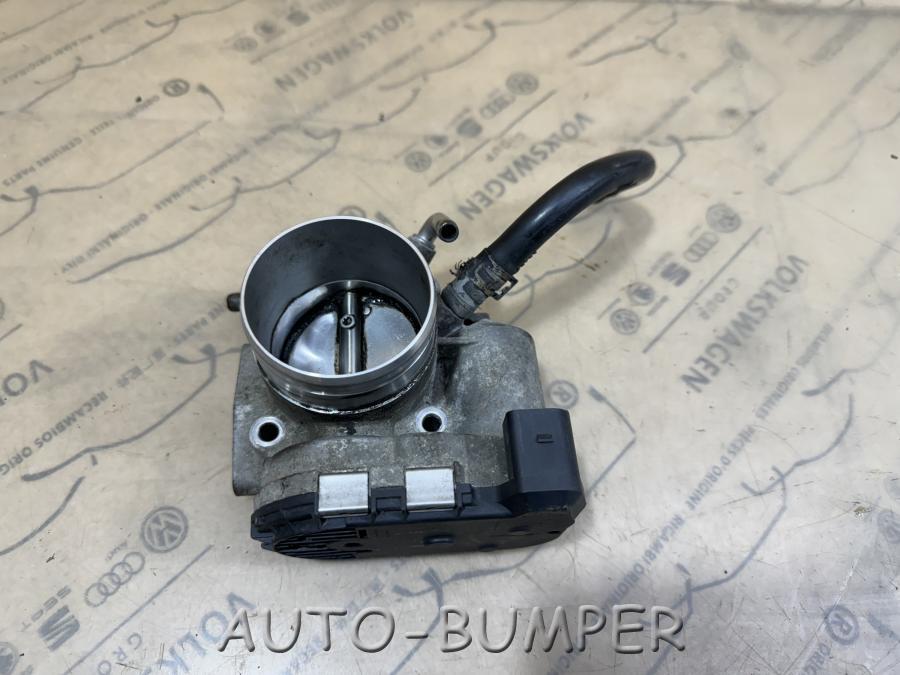 Audi A4 (ALT) 2001- Дроссельная заслонка в сборе (1.8L) 06B133062H