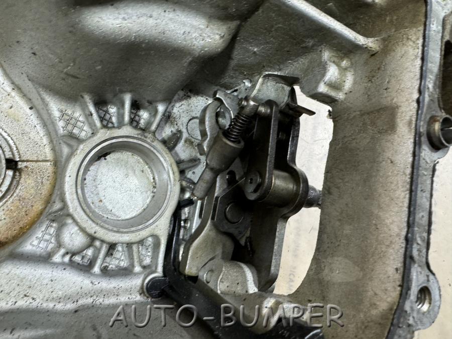 VAG Корпус КПП задняя часть 0AM301103F
