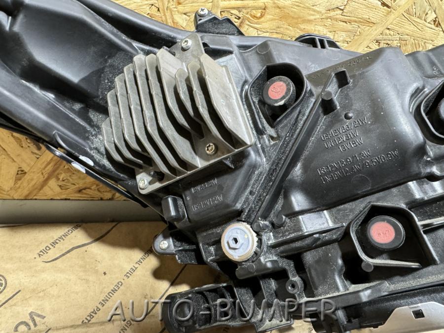 Toyota Harrier 4 (XU80) 2020- Фара левая 89908-48190, 8114548J10