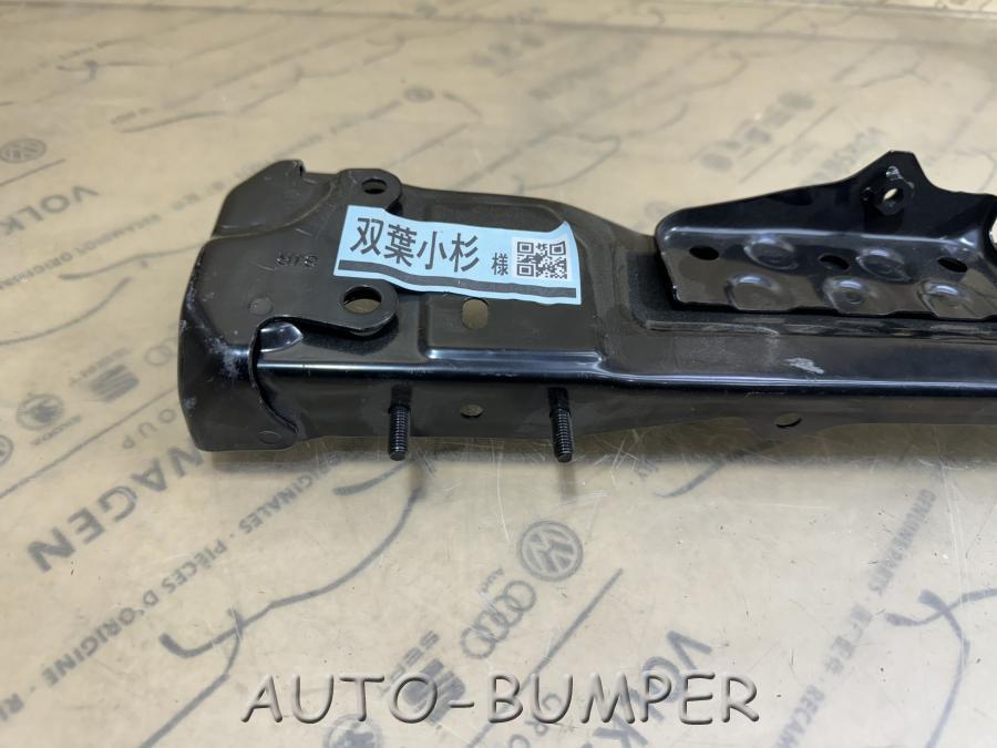 Toyota Harrier 2020- Рамка радиатора правая 53202-48903