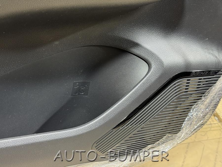 Toyota Venza 2020- Обшивка двери передняя левая 82156-48110, 67602-X1T11, 69278-X1T11