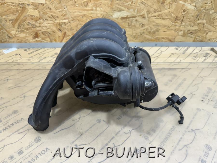 Audi A4 2001- Коллектор впускной 06B133210BJ, 06B133909