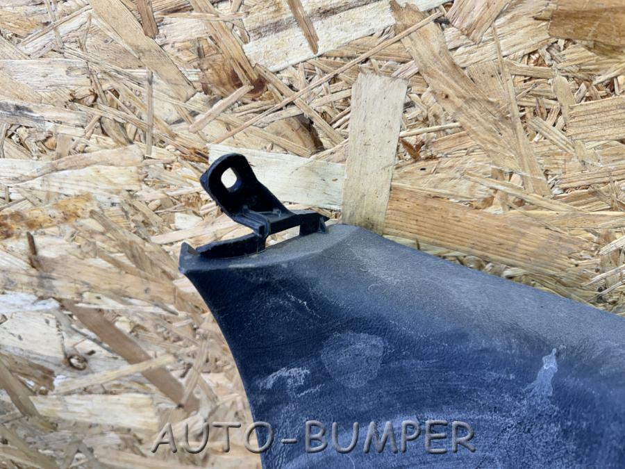 Mazda CX7 2007- Панель обшивки крышки багажника EG2168960