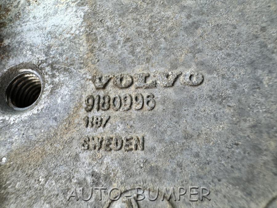 Volvo  Кронштейн двигателя 9180996