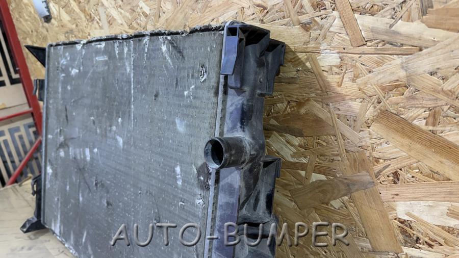 Renault Megane 2 (2002-2009) - Радиатор охлаждения двигателя 8200115542 RM1262 872199F