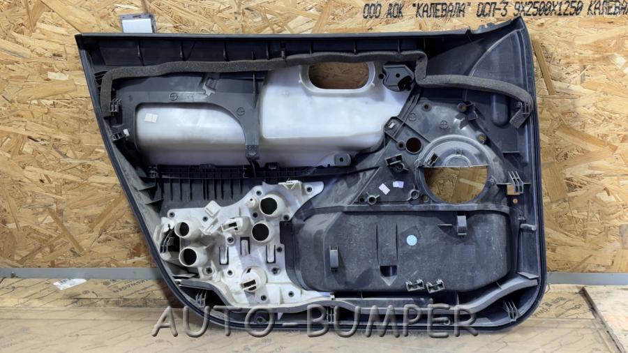 Renault Megane (2003-2009) - Обшивка двери передняя правая  156016611A 