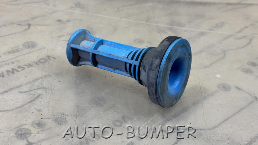 Renault Megane 2 2002-2008 Опора задней пружины верхняя  8200038266