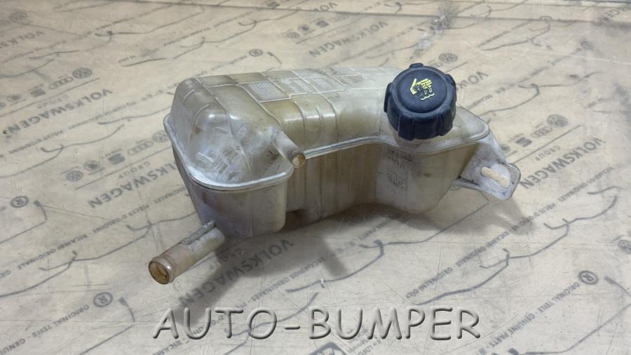 Renault Megane 2 2002-2009 - Расширительный бачок 8200262036