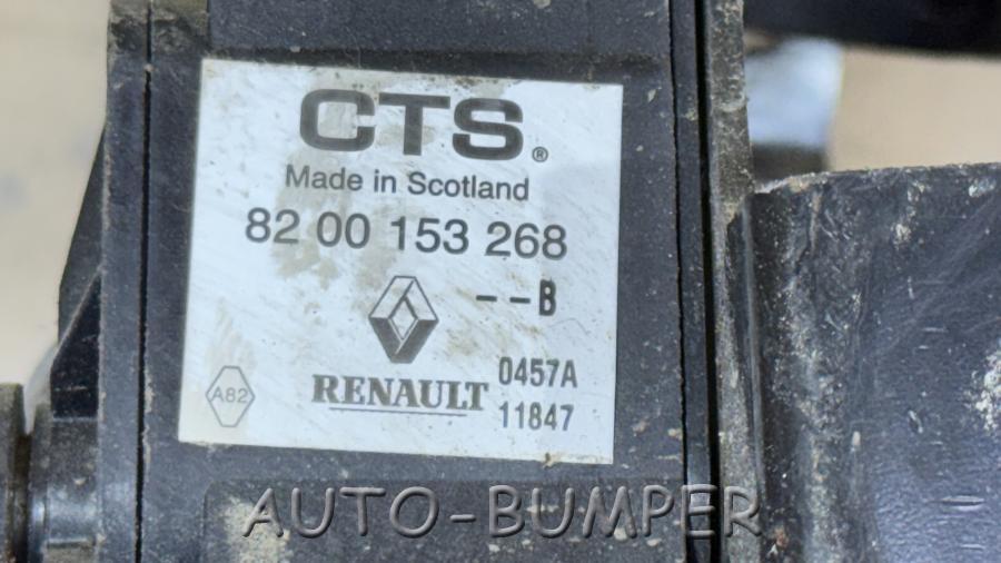 Renault Megane 2 (2003-2009) - педаль газа и тормоза   8200153268 8200705400