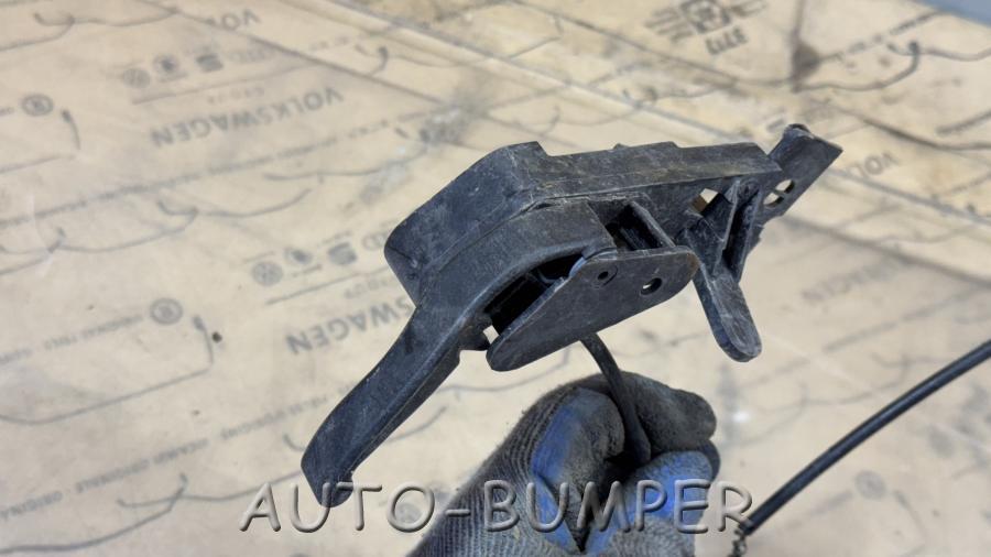 Renault Megane 2 (2002- 2009) - Ручка открывания капота  81607 PA66-GF13 