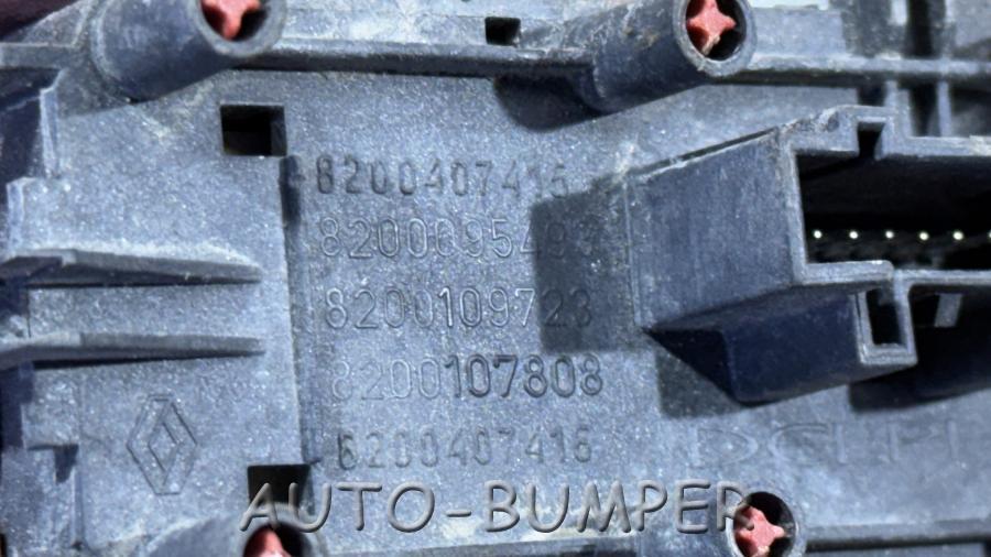 Renault Megane 2 (2002-2009) - Блок кнопок 8200407415 88040009