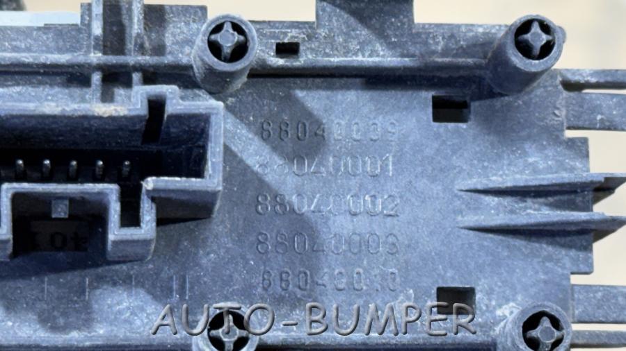 Renault Megane 2 (2002-2009) - Блок кнопок 8200407415 88040009
