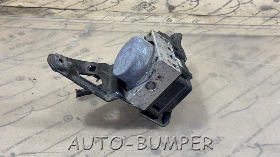 Renault Megane II (2002—2006) - Блок ABS 0265232067 8200737985