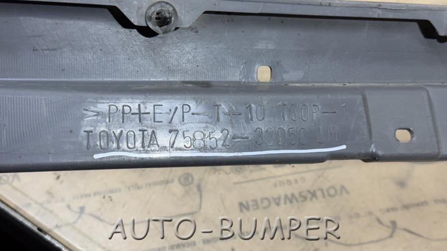 Toyota Camry CV3 2001- Накладка порога левого 7585233050