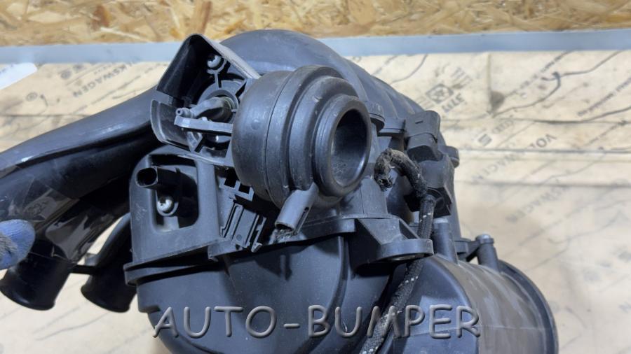 Audi A4 2001- Коллектор впускной 06B133210BJ, 06B133909