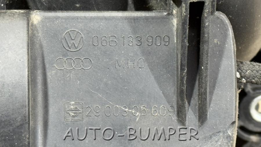 Audi A4 2001- Коллектор впускной 06B133210BJ, 06B133909