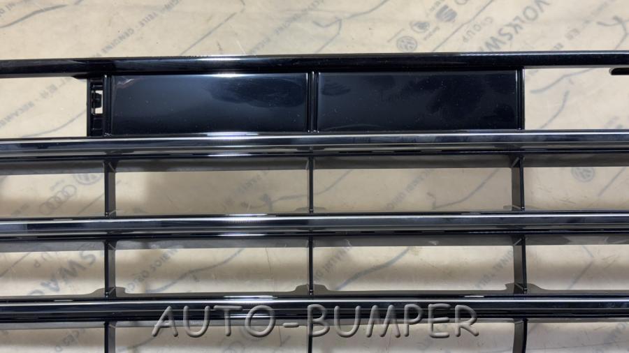 VW Touareg NF RLine  2015- Решетка переднего бампера 7P6853677F, 7P6853677 B9B9