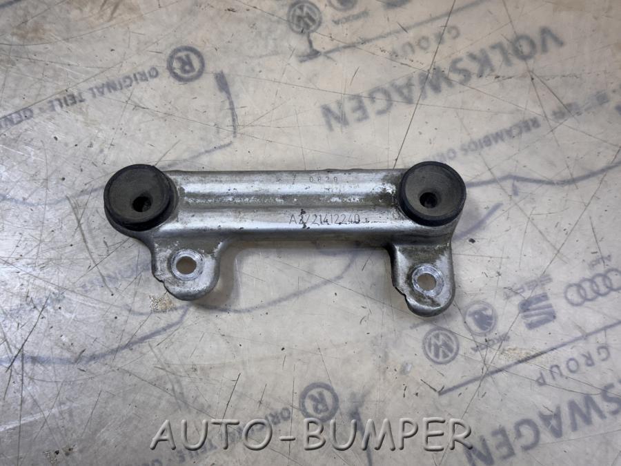 Mercedes Benz m272 Кронштейн блока управления двигателем A2721412240