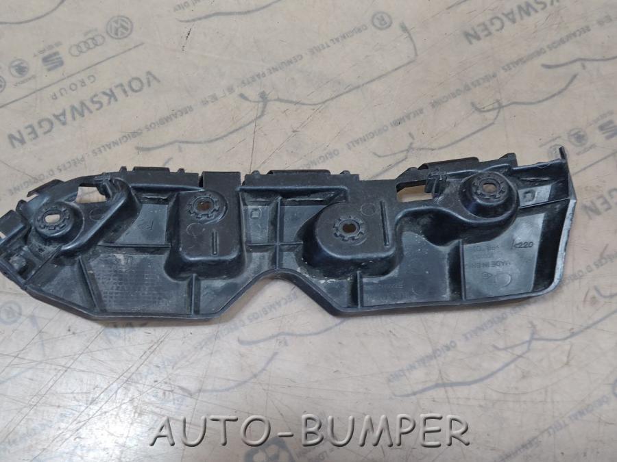 Renault Duster 2013 Кронштейн Бампера  622231300R