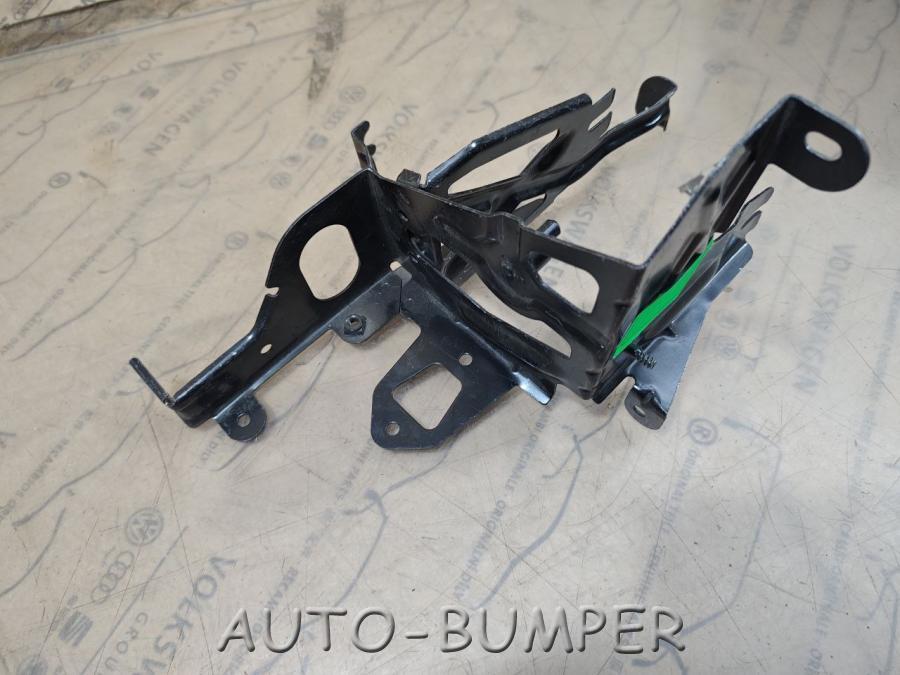Volkswagen Passat B5 2000 Кронштейн блока ABS  8E0614119