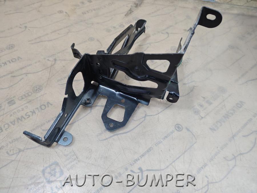 Volkswagen Passat B5 2000 Кронштейн блока ABS  8E0614119