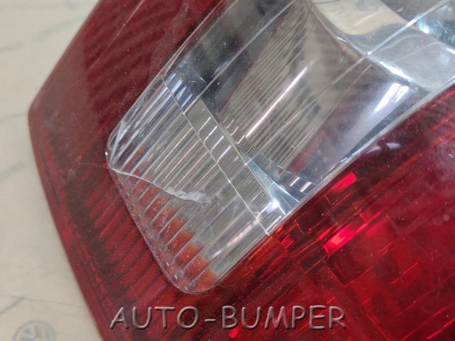 Toyota Kluger V Фонари задние N6486758, N6486761