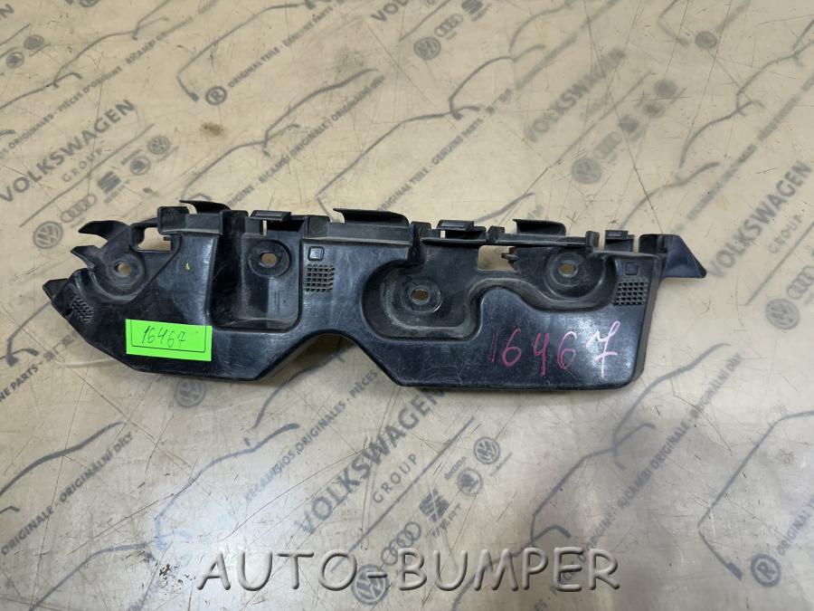 Renault Duster 2012- Кронштейн бампера передний правый 622229216R
