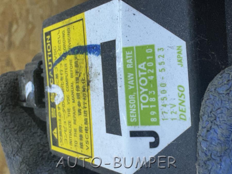 Toyota Camry V40 Датчик курсовой устойчивости  1745005523, 8918342010